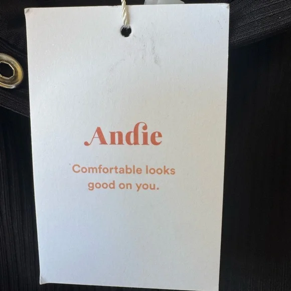 Andie The Malibu - Black Henley One-Piece Swimsuit Size Large - Picture 5 of 7